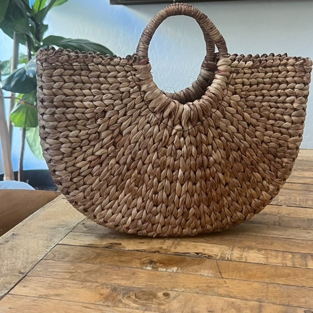 Xhilaration Straw Woven Tote Rattan Round Top Handle Handbag - Picture 4 of 13